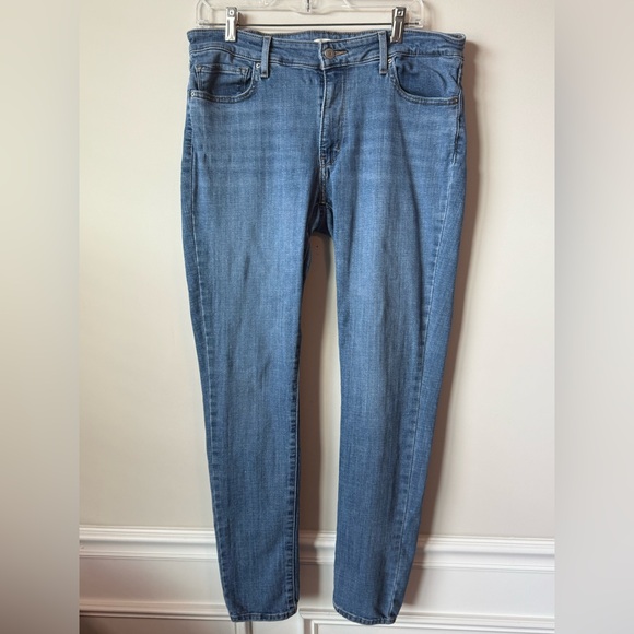 Levi's Light medium wash 711 Skinny Jeans size 32 - Picture 1 of 6